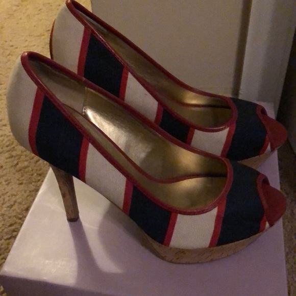 Guess brand cork heel red white and navy blue - Picture 2 of 4